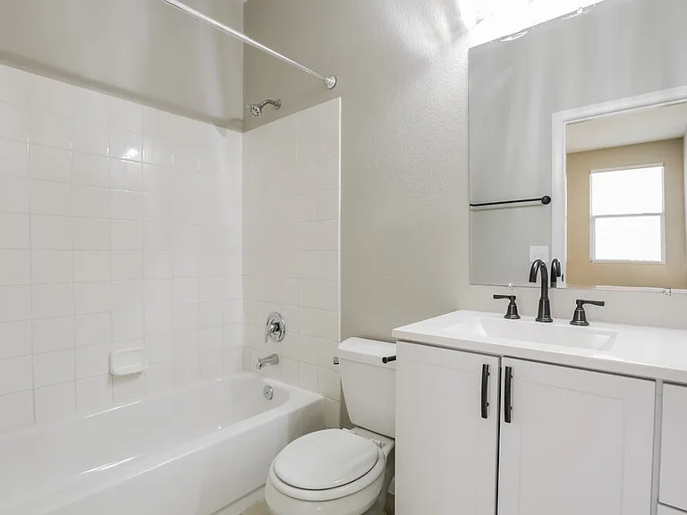 8139 Ficus Dr — Photo 10
