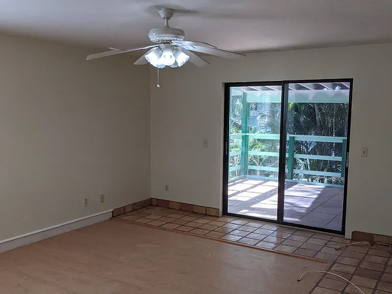 1048 Suwanee St — Photo 18