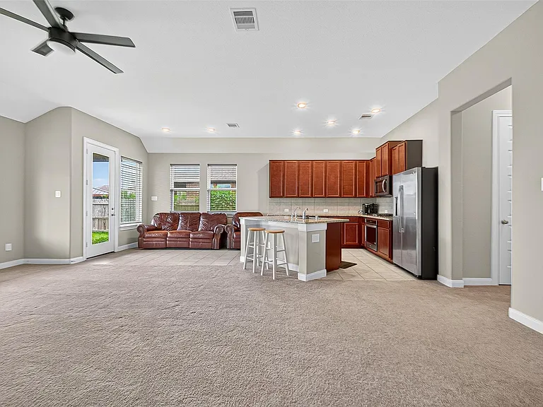 1924 Auburn Willow Ln — Photo 4