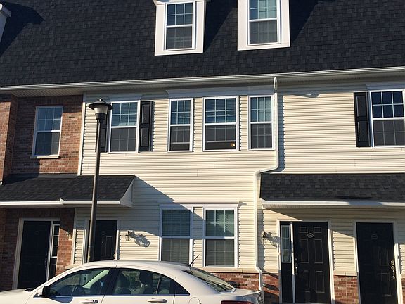 2nd image of 4467 Driftwood Dr