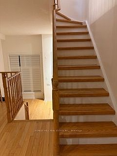 5th image of 250 B Berkeley St