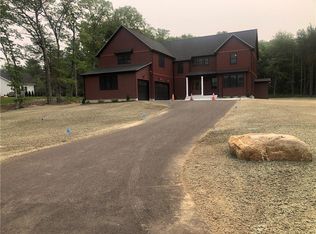 50 Bentley Farm Rd, West Greenwich, RI 02817