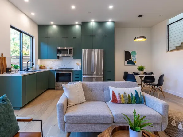 115 Darlington Ln, Soquel, CA 95073