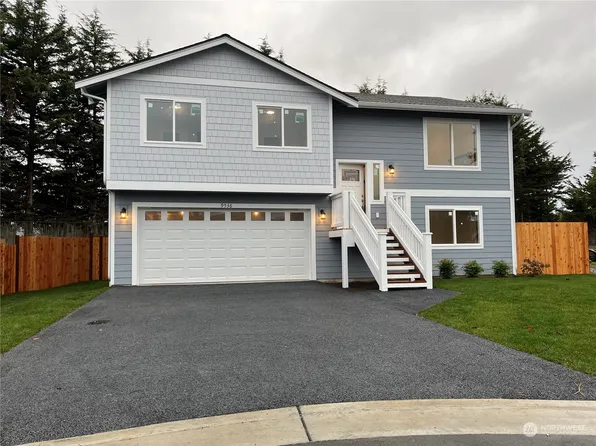 9536 Holly Drive, Everett, WA 98204