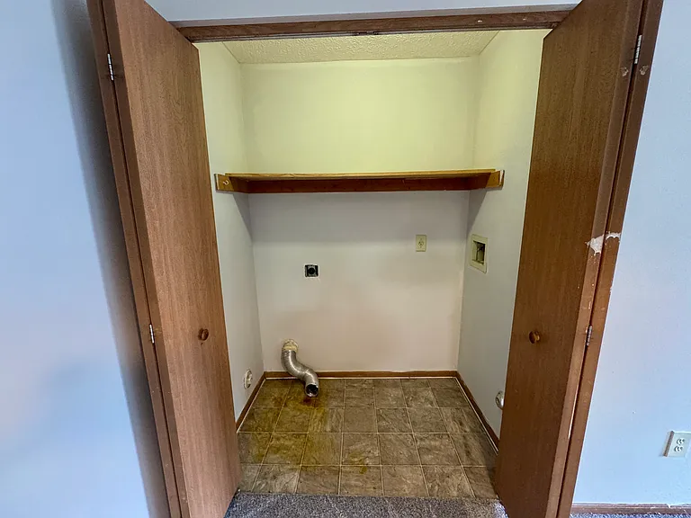 5647 Wellington Woods Blvd — Photo 5