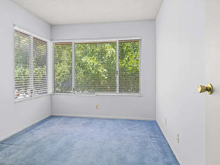 6951 Wedgewood Way — Photo 22