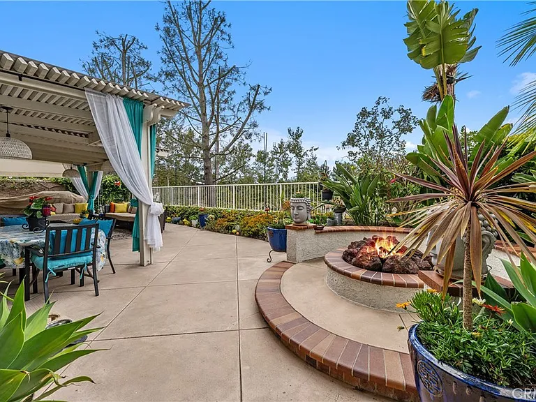 27 Rosy Finch Ln — Photo 1