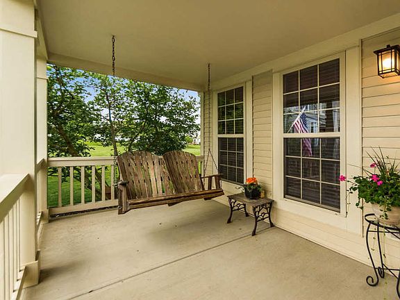 2nd image of 573 Apple Dr