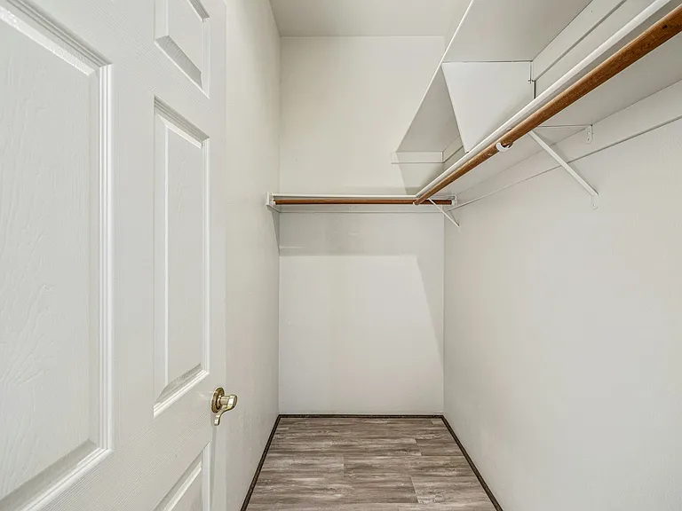 53180 Avenue Madero — Photo 25