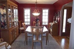 5th image of 10559 Park Pl