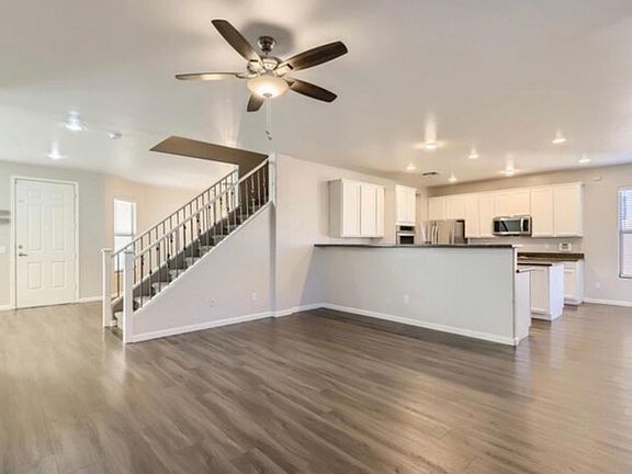 2nd image of 26010 N Sandstone Way #1