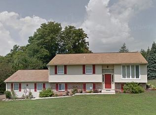 9 Witmer Twin Ln, Millersville, PA 17551