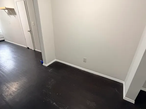 213 Webster Avenue image 7 of 18