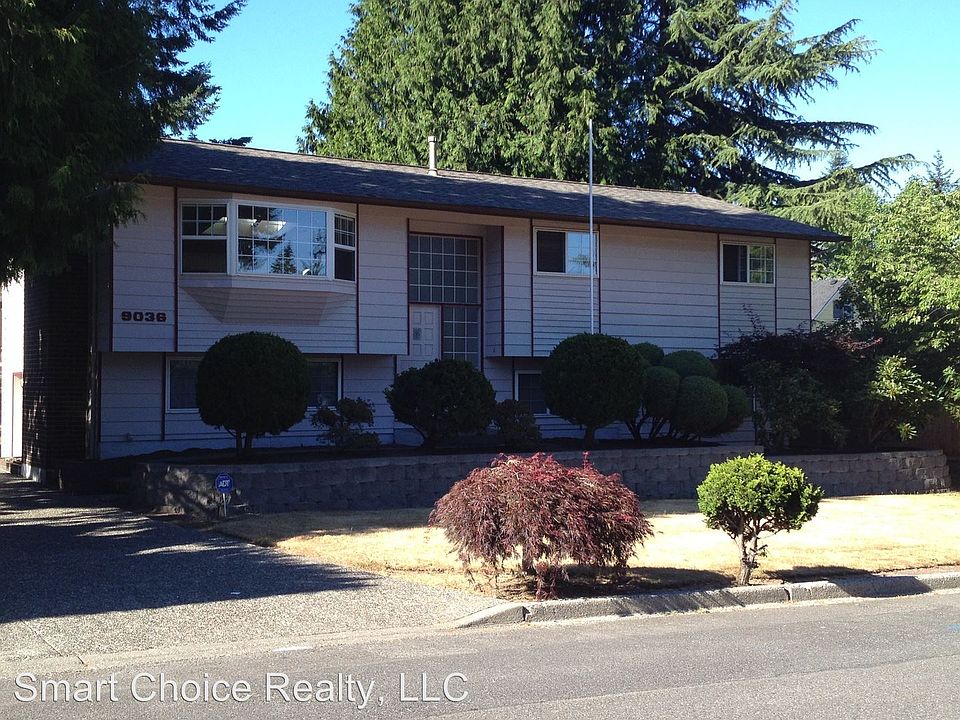 1st image of 9036 NE 136th St