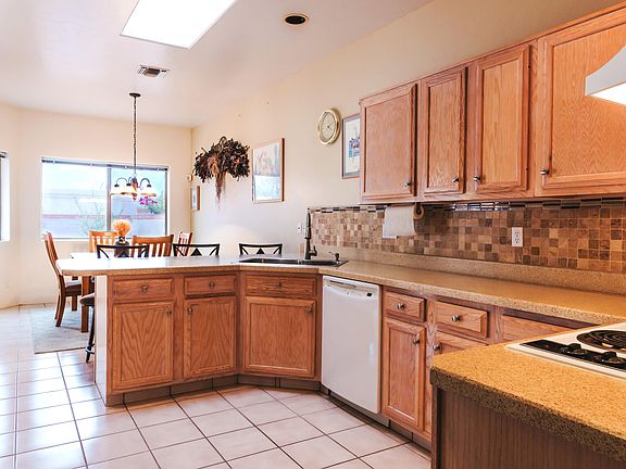 5th image of 1349 W Blooming Desert Way