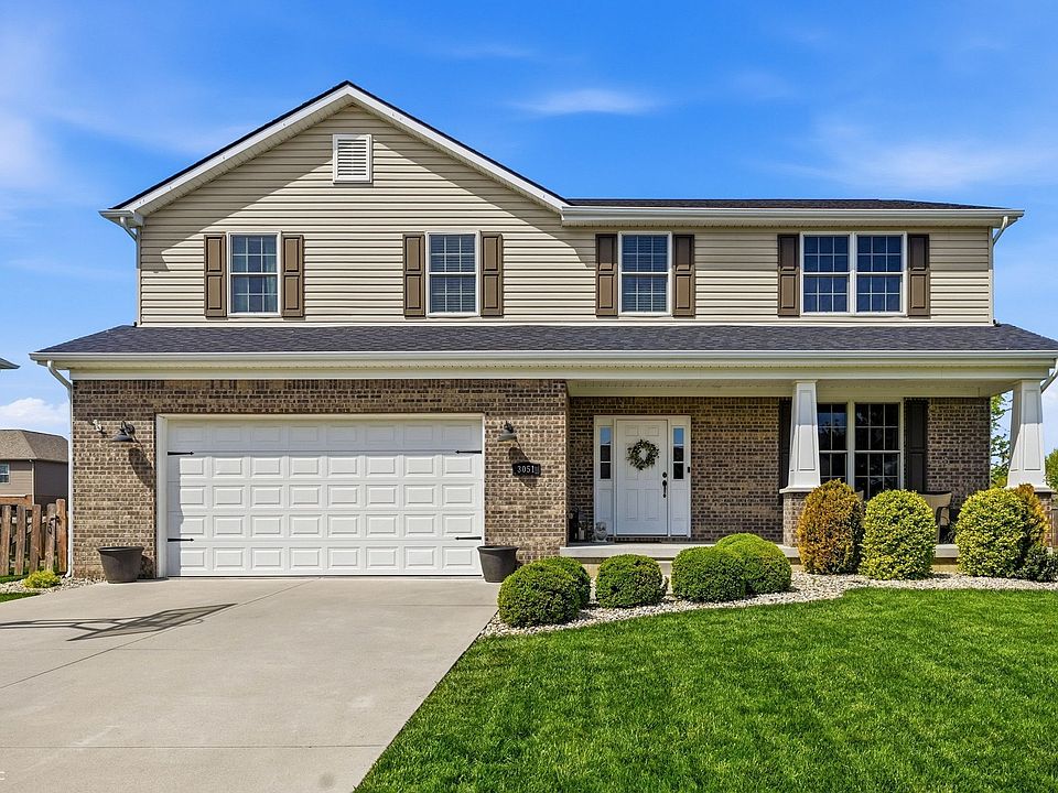 1st image of 3051 Hawthorn Dr