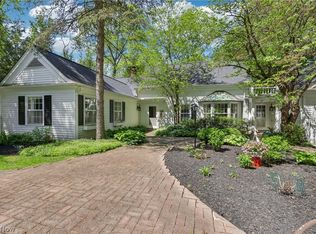 9780 Mountainview Dr, Willoughby, OH 44094