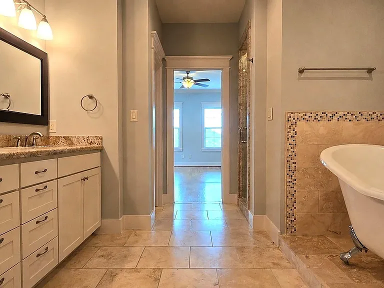 1117 Bonner St — Photo 38