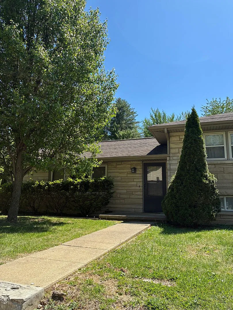 3 Bedroom, 2 Bath- Available August 2027! — Photo 1