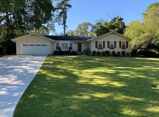 2710 Burtz Dr, Marietta, GA 30068