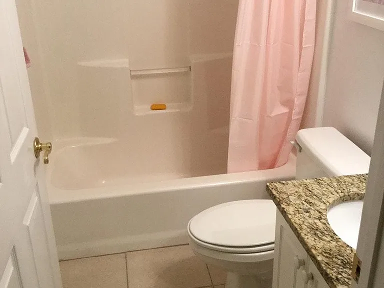 Master Bathtub