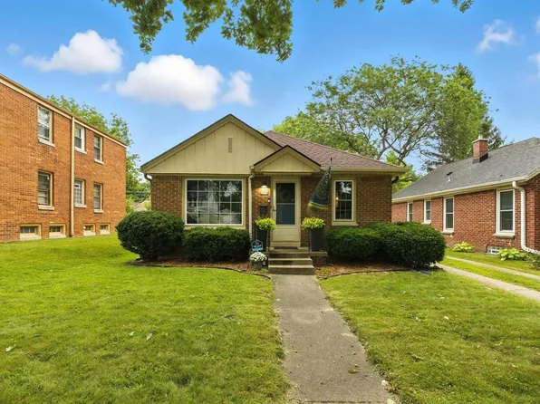 2954 North 74th STREET, Milwaukee, WI 53210
