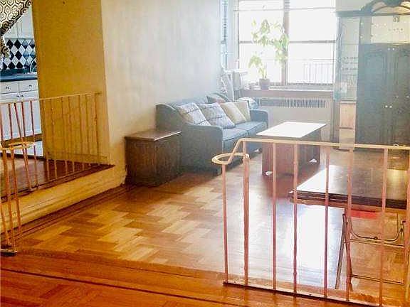 4th image of 4355 Kissena Blvd APT 5C
