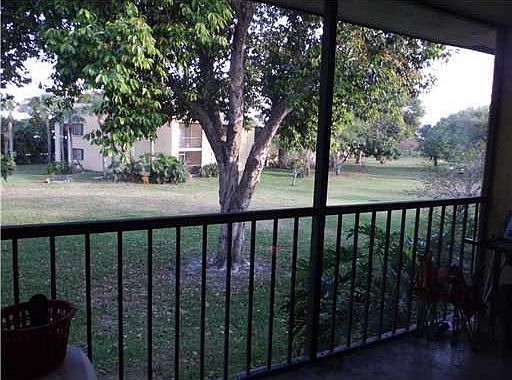 3rd image of 716 Meadows Circle #716