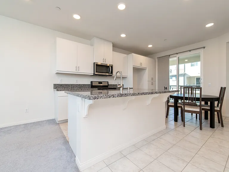 7843 Paxton Pl — Photo 4