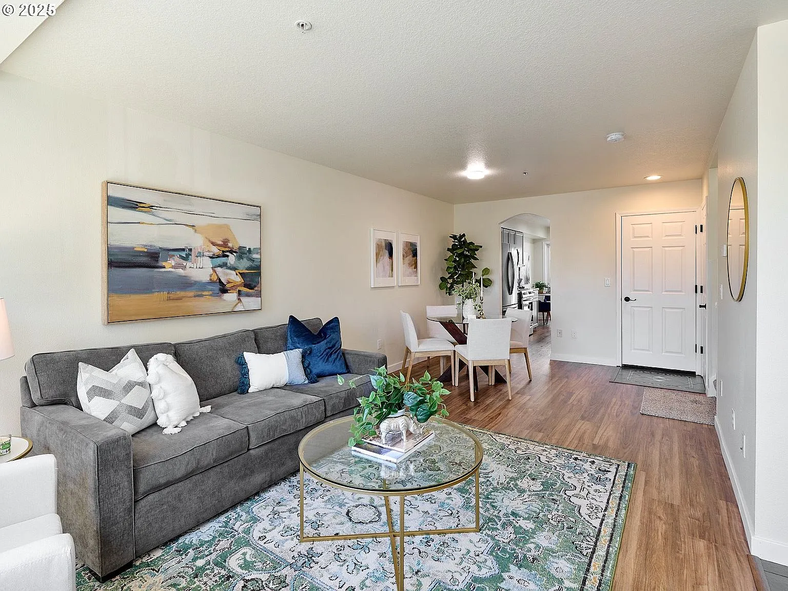 3 bed, 2.5 bath, 1262 sqft, $2,350 — Photo 4