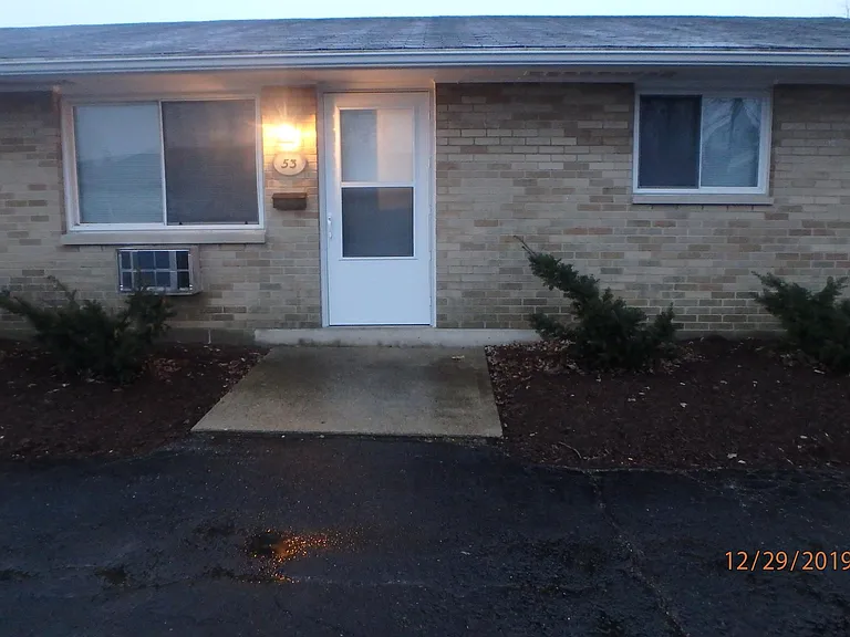 53 Gloria Ave — Photo 9