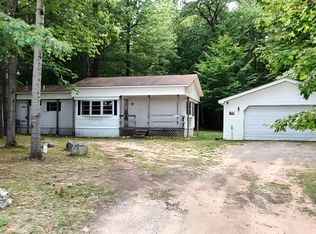 3333 Bennett Rd, Cheboygan, MI 49721