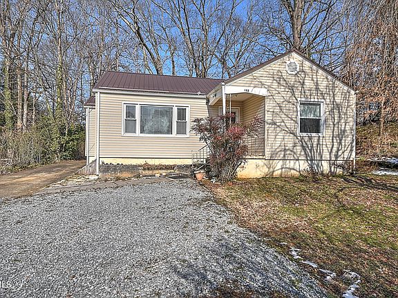 2nd image of 152 Woodland Dr