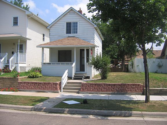 4th image of 816 Park St