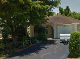 513 110th Ave N, Naples, FL 34108