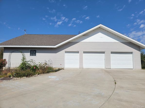 1577 Benner Hwy, Clayton, MI 49235
