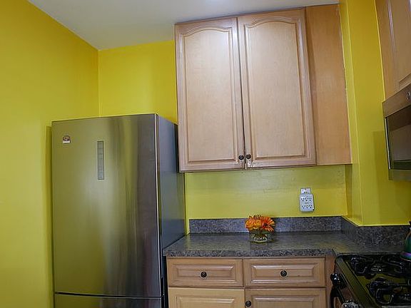 5th image of 1570 Prospect Pl APT 2