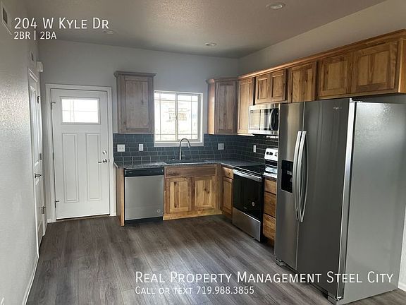 2nd image of 204 W Kyle Dr