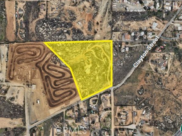 1020 Clayton St, Perris, CA 92570