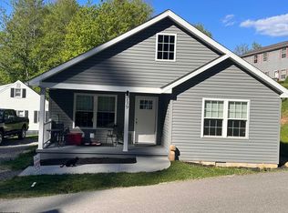 139 Montgomery Rd, Weston, WV 26452