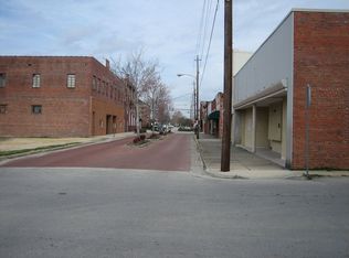 516 Court St, Jacksonville, NC 28540