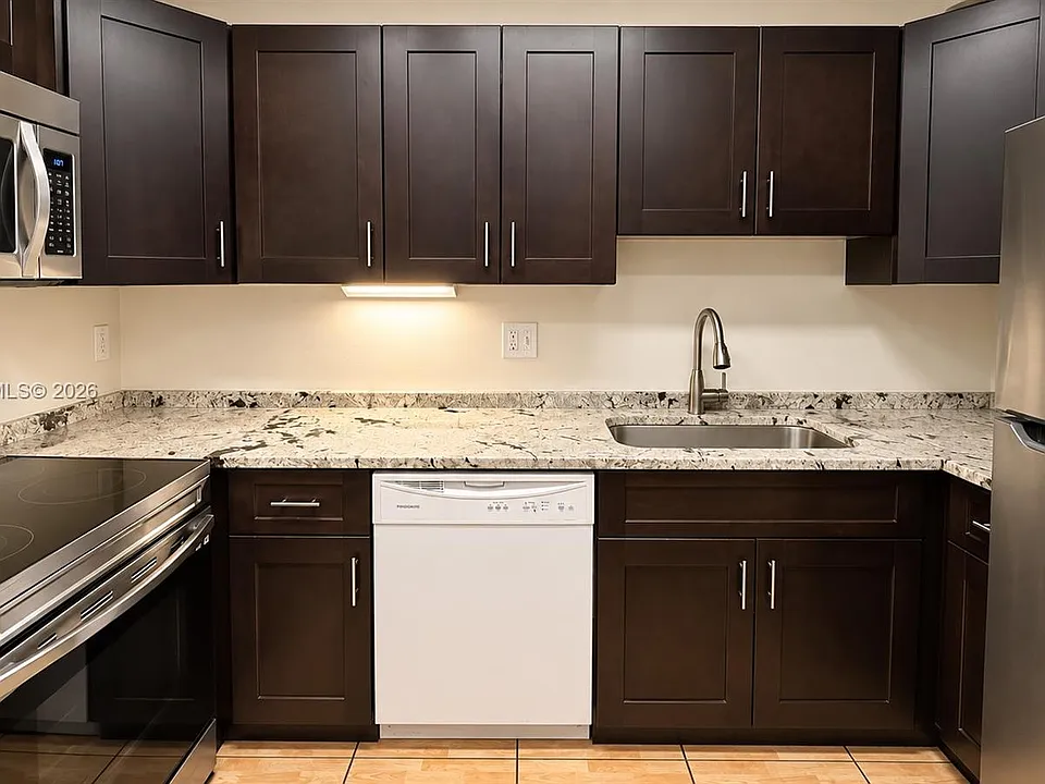 3243 NW 102nd Ter #3243