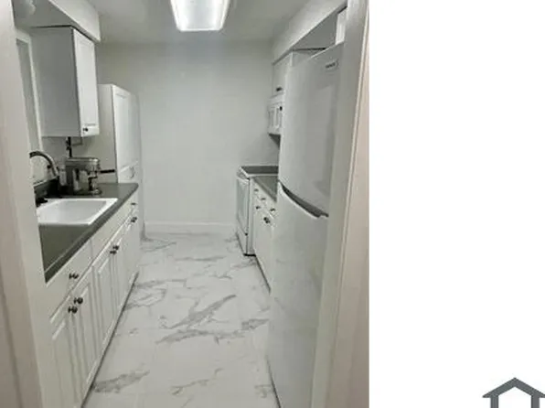 3126 Harbor Blvd APT 3A, Port Charlotte, FL 33952