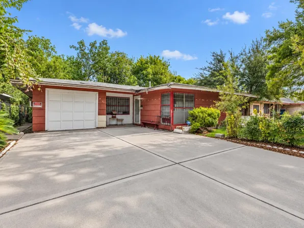 6051 Willow Glen Dr, Houston, TX 77033