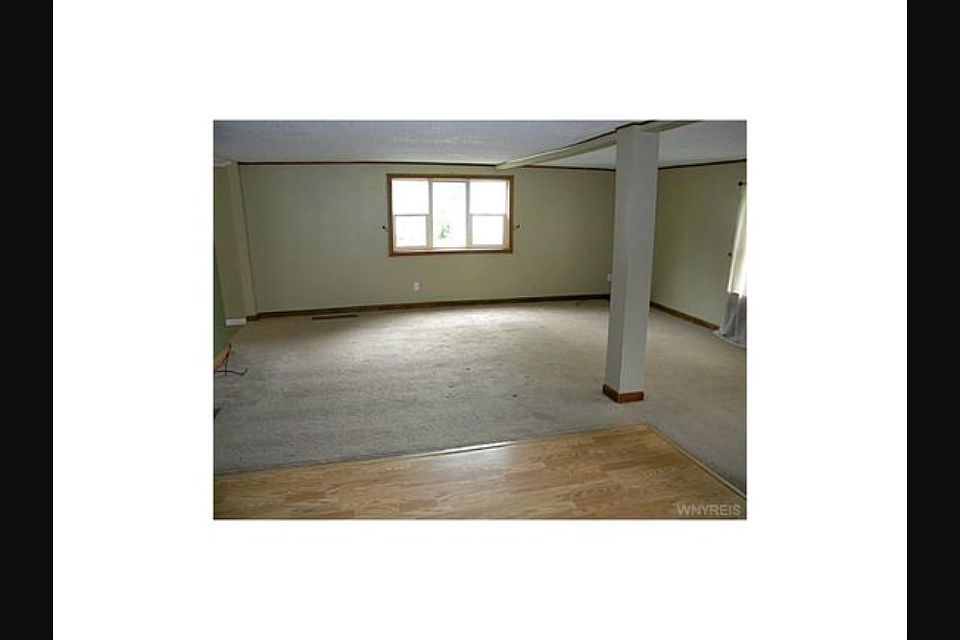 1st image of 86 N 3rd St