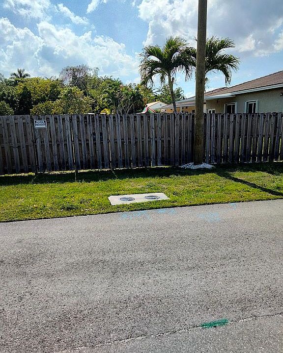 2nd image of 15700 SW 90th Ave