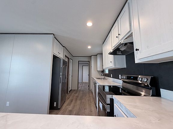 5th image of 709 N Collins Fwy Lot 5