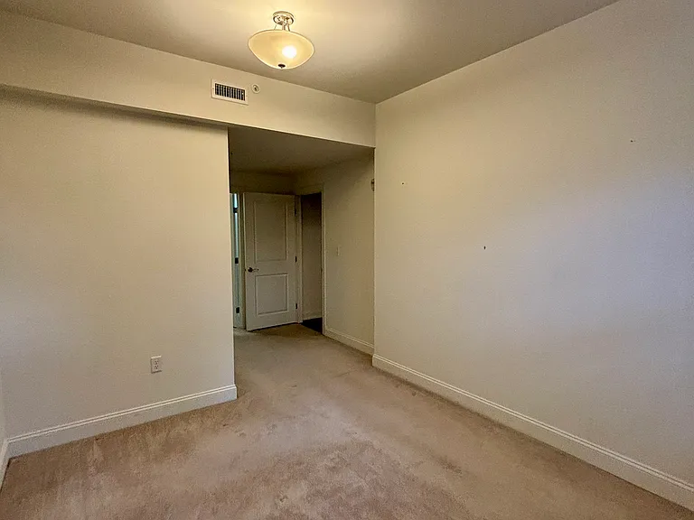Terrace Park Apartments — Photo 8