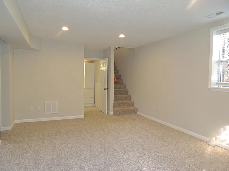 4 Weston Ln — Photo 22