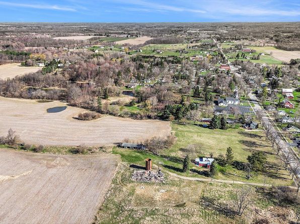 3710 Hadley Rd, Metamora, MI 48455